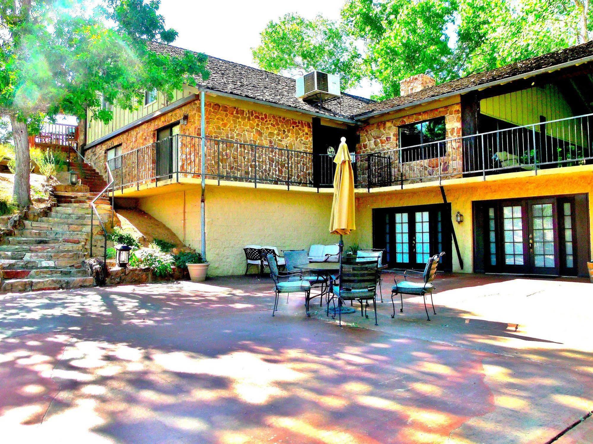Canyon Vista Lodge Rockville Екстериор снимка